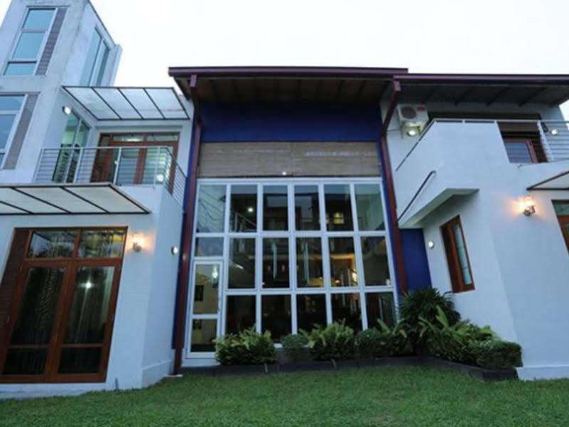 Oyo 437 Amali Residence ニュージゴダ エクステリア 写真